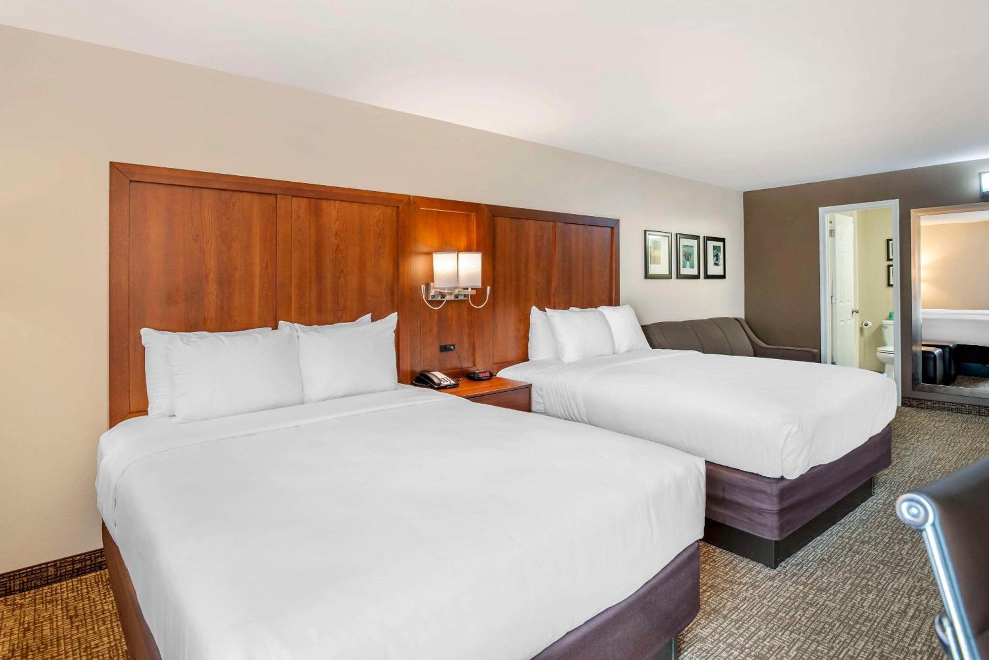 Comfort Inn Petersburg Near Fort Gregg-Adams Esterno foto